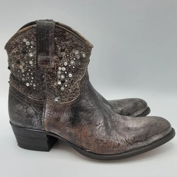 Frye Deborah Studded Metallic Leather Ankle Short Boots. - Picture 6 of 16